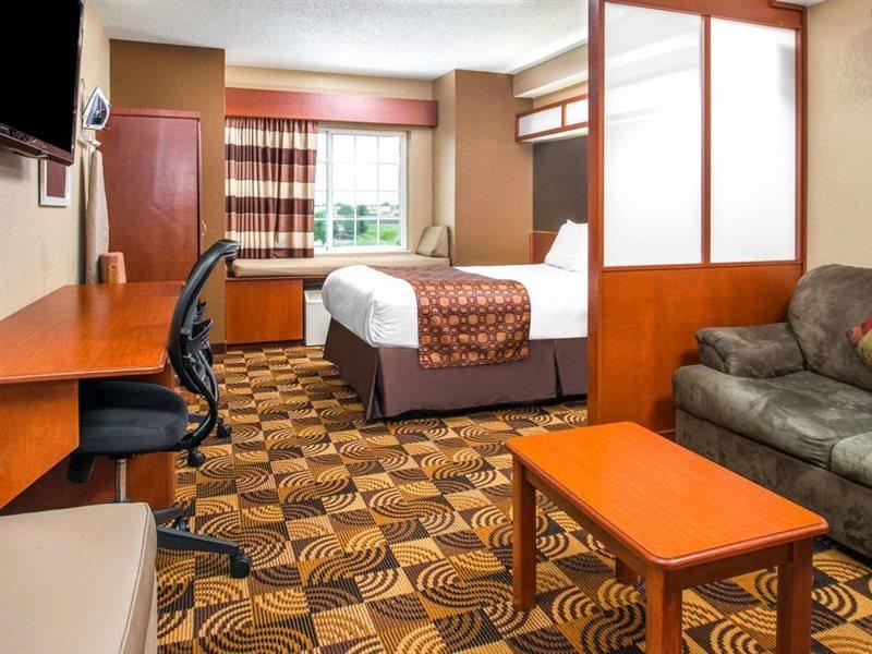 Microtel Inn & Suites Линкольн Экстерьер фото