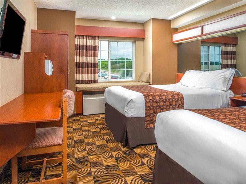 Microtel Inn & Suites Линкольн Экстерьер фото
