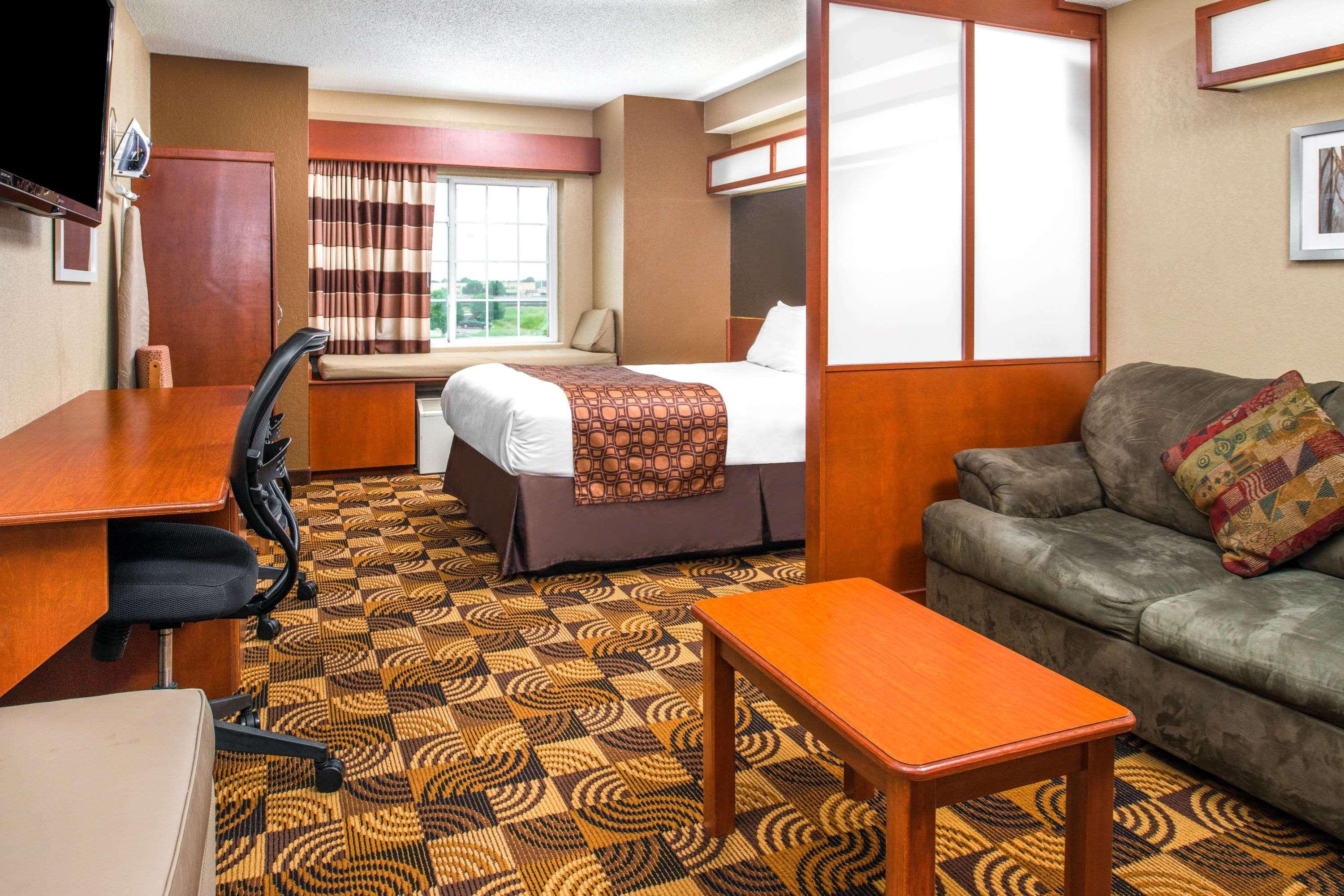 Microtel Inn & Suites Линкольн Экстерьер фото