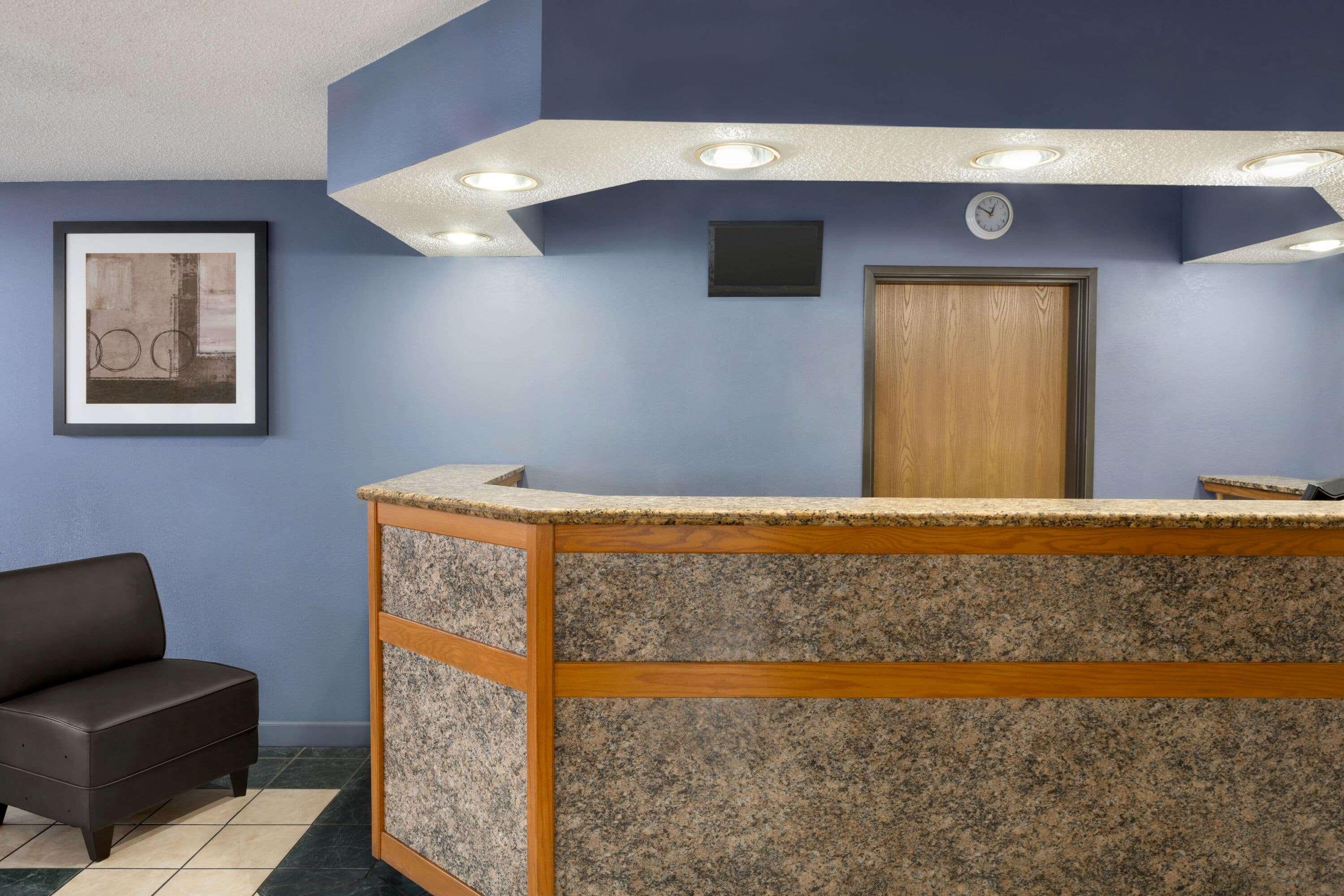 Microtel Inn & Suites Линкольн Экстерьер фото