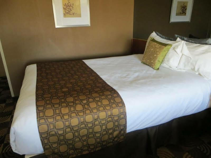 Microtel Inn & Suites Линкольн Экстерьер фото